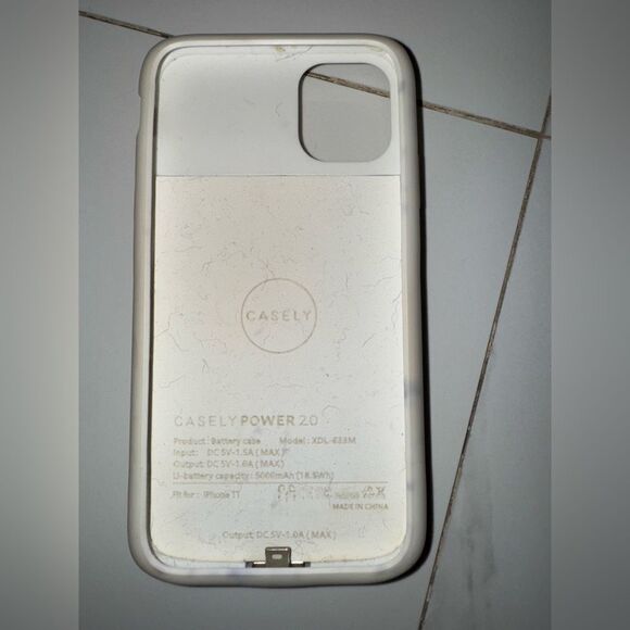 Casely iPhone 14 Pro Max black and white heart case #20 - Picture 3 of 9